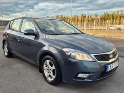 Grå Begagnad 2009 Kia Ceed Halvkombi | 34 900 kr (Marknadspris)