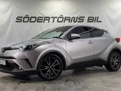 Mörkgrå Begagnad 2016 Toyota C-HR Executive SUV | 179 900 kr (Marknadspris)