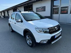Vit Begagnad 2017 Dacia Sandero Stepway Halvkombi | 74 900 kr (Marknadspris)