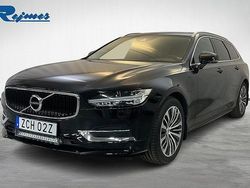 Svart Begagnad 2019 Volvo V90 Momentum Kombi | 299 900 kr (Marknadspris)