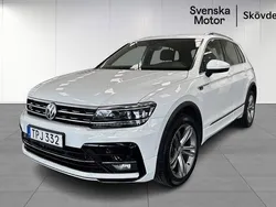 Vit Begagnad 2017 VW Tiguan R-line SUV | 199 200 kr (Marknadspris)