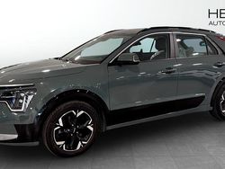 Grön (green) Begagnad 2022 Kia e-Niro SUV | 319 900 kr (Dyr)