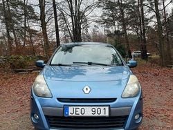 Begagnad 2011 Renault Clio R.S. Halvkombi | 32 000 kr (Marknadspris)