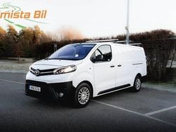 Vit Begagnad 2019 Toyota Proace Van | 199 700 kr (Marknadspris)