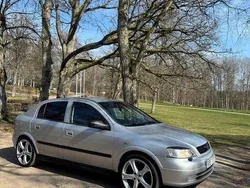 Grå Begagnad 2000 Opel Astra Halvkombi | 32 900 kr (Marknadspris)