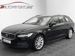 Svart Begagnad 2021 Volvo V90 Momentum Kombi | 299 900 kr (Marknadspris)