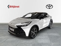 Vit Begagnad 2023 Toyota C-HR Edition SUV | 399 000 kr (Marknadspris)