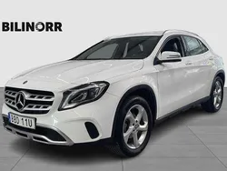 Vit Begagnad 2019 Mercedes GLA200 SUV | 289 900 kr (Dyr)