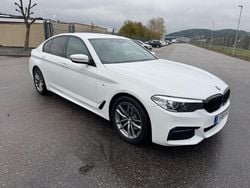 Vit Begagnad 2018 BMW 520 M Sport Sedan | 269 000 kr (Bra pris)