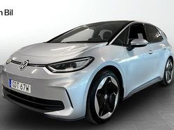 Silver (scale silver metallic bla) Begagnad 2023 VW ID.3 Pro Halvkombi | 389 900 kr