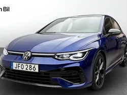Mörkblå Begagnad 2023 VW Golf VIII R Kombi | 519 900 kr