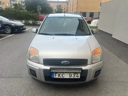 Grå Begagnad 2007 Ford Fusion Halvkombi | 18 000 kr (Bra pris)