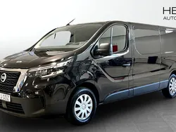 Svart Ny 2024 Nissan Primastar Minibuss | 330 436 kr