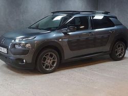 Grå Begagnad 2016 Citroën C4 Cactus Halvkombi | 84 900 kr (Marknadspris)