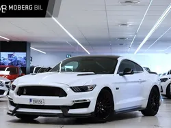 Vit Begagnad 2015 Ford Mustang GT Fastback Sportkupé | 429 900 kr (Dyr)