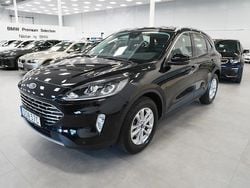 Svart Begagnad 2022 Ford Kuga SUV | 209 800 kr (Bra pris)