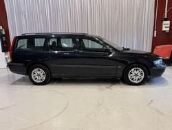 Svart Begagnad 2004 Volvo V70 Business Edition Kombi | 39 000 kr (Marknadspris)