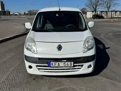 Vit Begagnad 2010 Renault Kangoo Minibuss | 28 000 kr (Marknadspris)