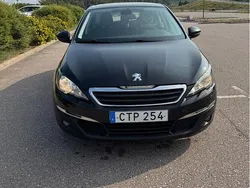 Svart Begagnad 2015 Peugeot 308 Active Kombi | 69 900 kr (Marknadspris)