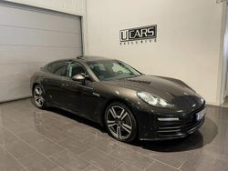 Mörkgrå Begagnad 2014 Porsche Panamera 4 Sedan | 288 900 kr (Marknadspris)