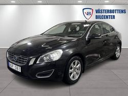 Röd Begagnad 2011 Volvo S60 Sedan | 93 000 kr (Marknadspris)