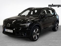 Svart Begagnad 2023 Volvo XC40 Core SUV | 339 000 kr