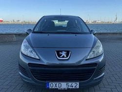 Grå Begagnad 2010 Peugeot 207 Halvkombi | 21 900 kr (Marknadspris)