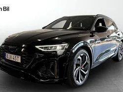 Mytsvart metallic Begagnad 2023 Audi Q8 e-tron S-Line SUV | 689 900 kr (Marknadspris)