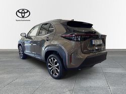 Grön Ny 2025 Toyota Yaris Cross SUV | 334 900 kr