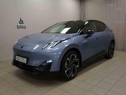Blå Begagnad 2025 Lynk & Co 02 SUV | 429 900 kr