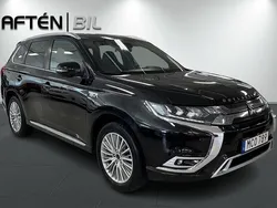 Svart Begagnad 2019 Mitsubishi Outlander P-HEV SUV | 209 900 kr (Bra pris)