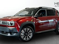 Röd (red) Ny 2025 Renault 4 E-Tech Iconic SUV | 471 900 kr