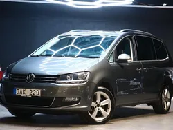 Grå Begagnad 2014 VW Sharan Minibuss | 129 900 kr (Lite dyr)