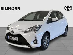 Vit Begagnad 2020 Toyota Yaris Active Halvkombi | 139 900 kr (Marknadspris)