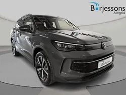 Mörkgrå (grå) Ny 2025 VW Tiguan Life SUV | 529 900 kr (Bra pris)