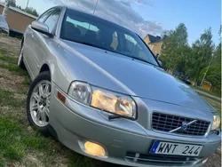Grå Begagnad 2005 Volvo S80 Kinetic Sedan | 36 500 kr (Lite dyr)