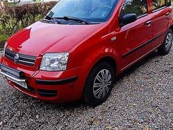 Röd Begagnad 2007 Fiat Panda Dynamic Halvkombi | 25 000 kr