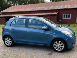 Grå Begagnad 2007 Toyota Yaris Halvkombi | 38 500 kr (Marknadspris)