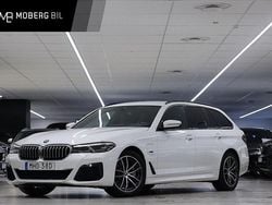 Vit Begagnad 2022 BMW 530e M Sport Kombi | 399 900 kr (Marknadspris)