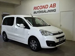 Vit Begagnad 2017 Citroën Berlingo PureTech Minibuss | 89 900 kr (Marknadspris)