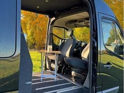 Svart Begagnad 2019 Renault Master Van | 388 000 kr