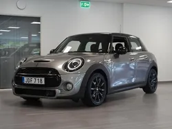 Grå Begagnad 2018 Mini Cooper Halvkombi | 229 800 kr