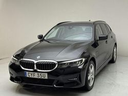 Svart Begagnad 2021 BMW 330 Sport Line Kombi | 300 000 kr