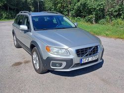 Grå Begagnad 2008 Volvo XC70 Kinetic SUV | 69 000 kr (Marknadspris)