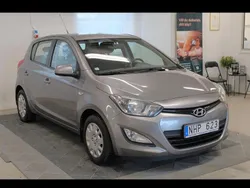 Grå Begagnad 2013 Hyundai i20 Select Halvkombi | 50 000 kr (Marknadspris)