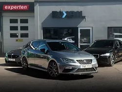 Ljusgrå Begagnad 2017 Seat Leon Kombi | 249 900 kr