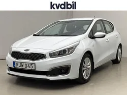 Vit Begagnad 2017 Kia Ceed Halvkombi | 114 800 kr (Marknadspris)