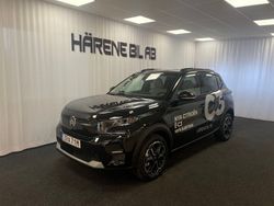 Svart (svart perla nera metallic) Ny 2025 Citroën e-C3 Halvkombi | 342 090 kr (Marknadspris)