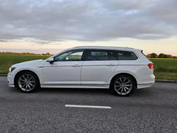 Vit Begagnad 2018 VW Passat R-line Kombi | 219 000 kr (Lite dyr)