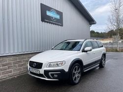 Vit Begagnad 2015 Volvo XC70 Momentum Kombi | 139 900 kr (Superpris)